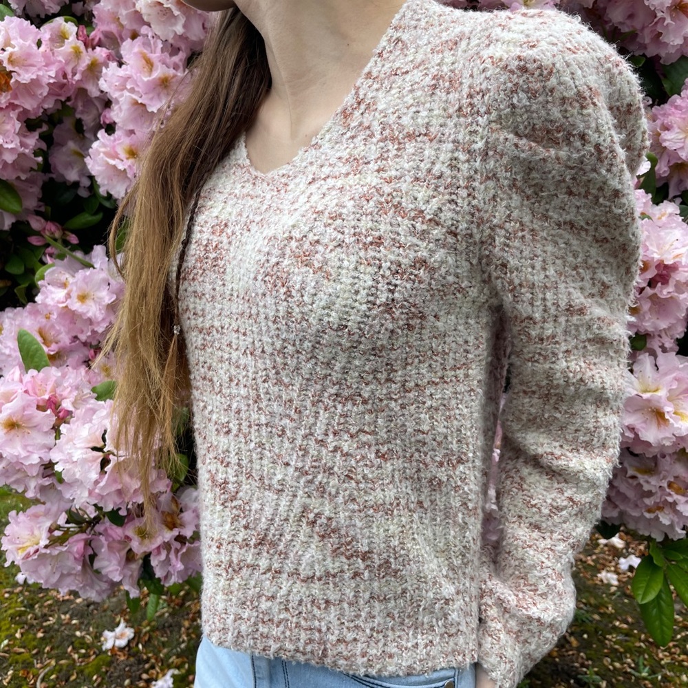 Size extra small but fits like a small.